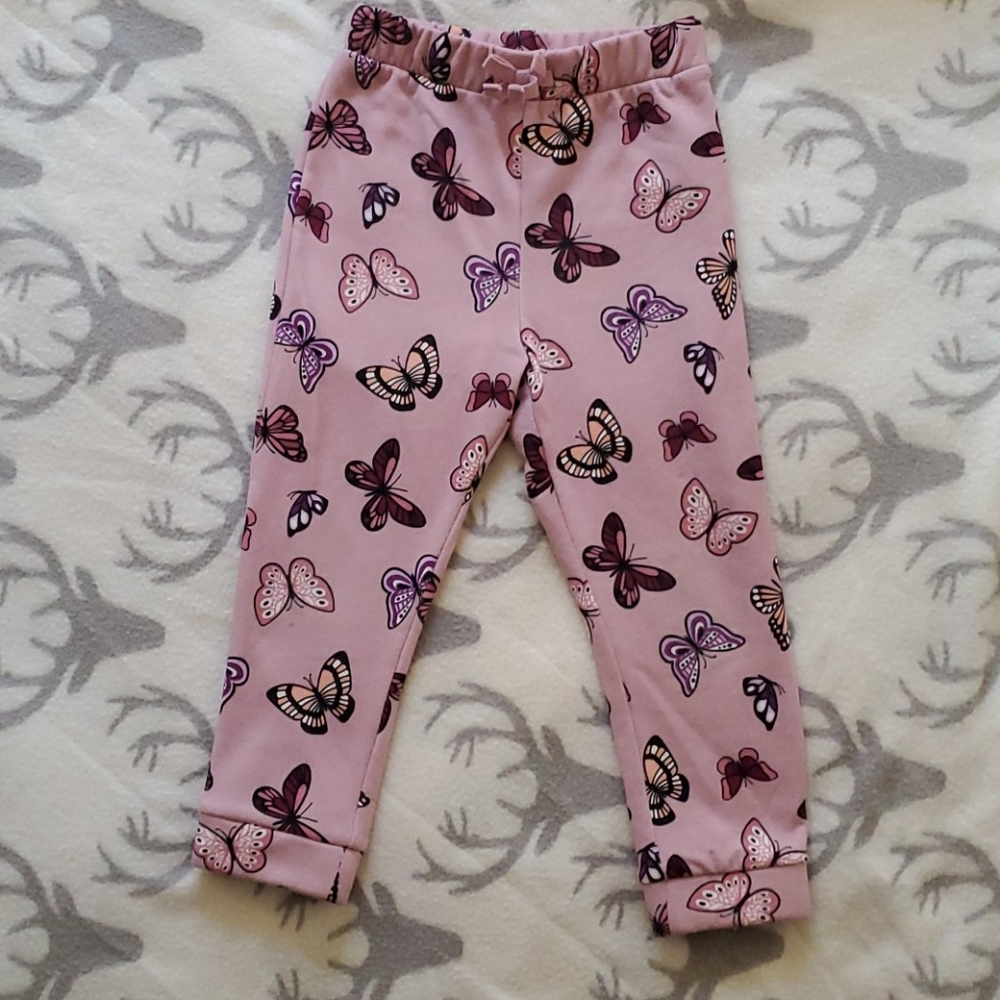 I am selling a beautiful set